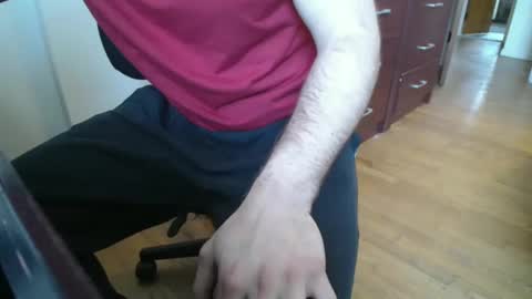 Hockey Player online show from 17, 2, 2025