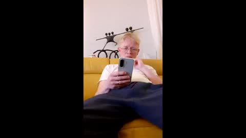 hoddermodder262716 online show from 11, 4, 2026