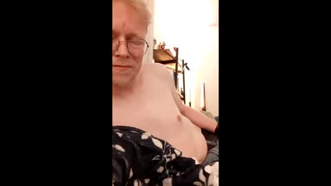 hoddermodder262716 online show from 3, 5, 2026