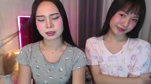 hoelymolly online show from 11, 4, 2026