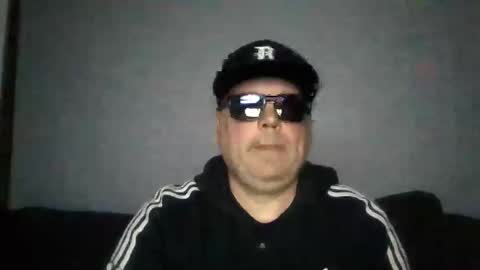 Snapshot of holden_minutz chatting on 29, 4, 2026 holden_minutz online show from 29, 4, 2026