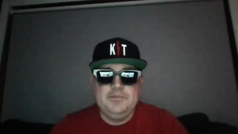 Snapshot of holden_minutz chatting on 3, 5, 2026 holden_minutz online show from 3, 5, 2026