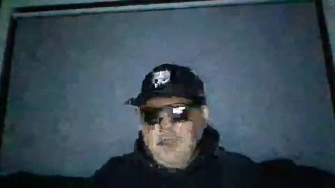 Snapshot of holden_minutz chatting on 20, 5, 2026 holden_minutz online show from 20, 5, 2026