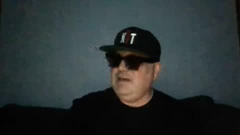 Snapshot of holden_minutz chatting on 27, 5, 2026 holden_minutz online show from 27, 5, 2026