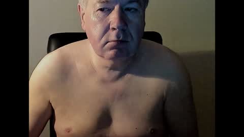 Snapshot of holgerhb53 chatting on 25, 1, 2025 Holger online show from 25, 1, 2025