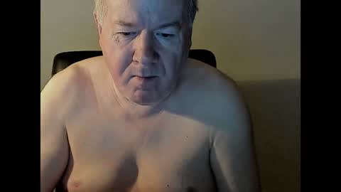 Snapshot of holgerhb53 chatting on 27, 1, 2025 Holger online show from 27, 1, 2025
