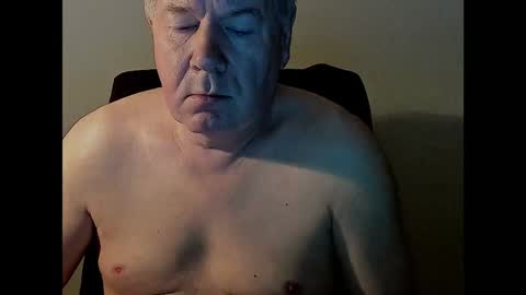Snapshot of holgerhb53 chatting on 30, 1, 2025 Holger online show from 30, 1, 2025