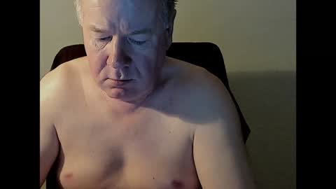 Snapshot of holgerhb53 chatting on 5, 2, 2025 Holger online show from 5, 2, 2025