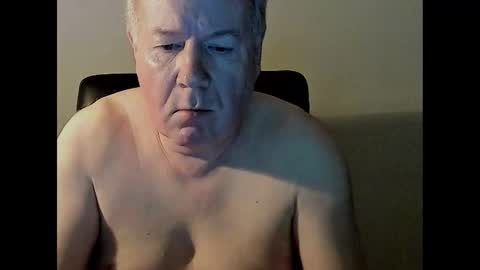 Snapshot of holgerhb53 chatting on 10, 2, 2025 Holger online show from 10, 2, 2025