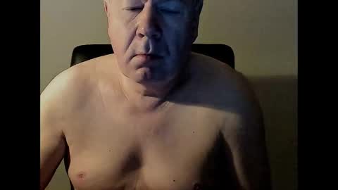 Snapshot of holgerhb53 chatting on 14, 2, 2025 Holger online show from 14, 2, 2025