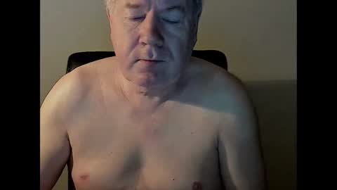 Snapshot of holgerhb53 chatting on 15, 2, 2025 Holger online show from 15, 2, 2025