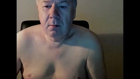 Snapshot of holgerhb53 chatting on 21, 2, 2025 Holger online show from 21, 2, 2025