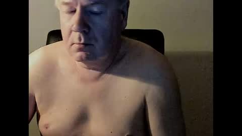 Snapshot of holgerhb53 chatting on 10, 3, 2025 Holger online show from 10, 3, 2025