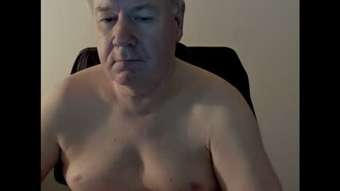 Snapshot of holgerhb53 chatting on 25, 9, 2025 Holger online show from 25, 9, 2025
