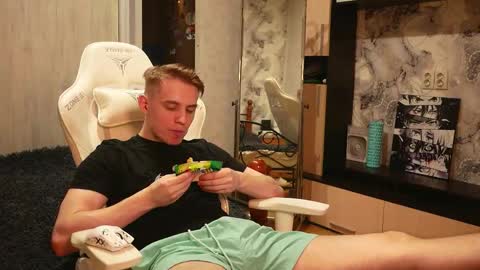 Extaz  Athrey  Howard online show from 22, 10, 2025