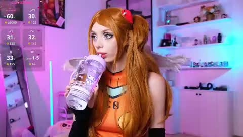 Snapshot of holliwould_ chatting on 7, 8, 2026 Holli online show from 7, 8, 2026