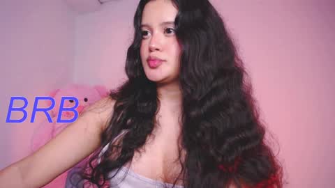 holly_16 online show from 3, 2, 2025