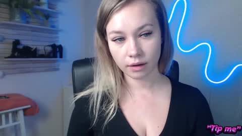 Holly online show from 19, 12, 2024