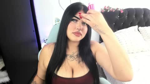 Holly online show from 9, 4, 2026