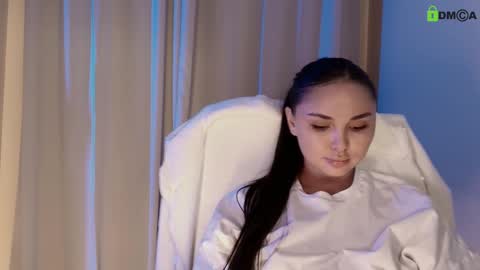 Snapshot of hollyextra chatting on 8, 2, 2025 hollyextra online show from 8, 2, 2025