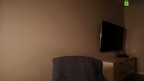 Snapshot of hollyextra chatting on 18, 11, 2025 hollyextra online show from 18, 11, 2025