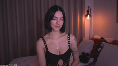 Snapshot of hollylinder_ chatting on 2, 7, 2026 Holly Linder online show from 2, 7, 2026
