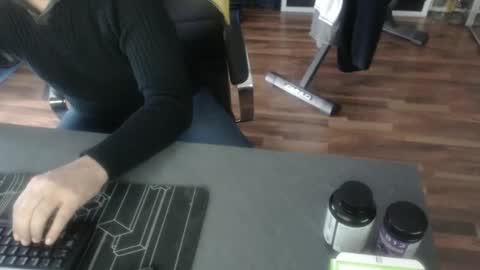 hollymollysucker online show from 23, 1, 2025