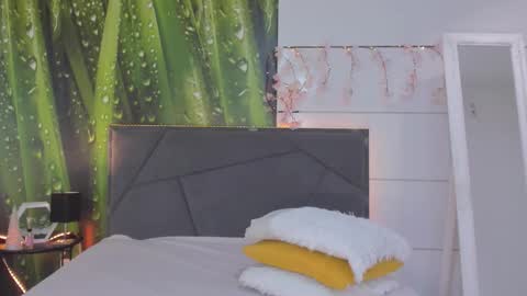 Snapshot of hollytaillor chatting on 8, 2, 2026 HollyTaillor online show from 8, 2, 2026