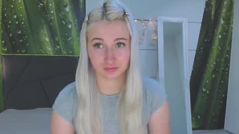 Snapshot of hollytaillor chatting on 16, 2, 2026 HollyTaillor online show from 16, 2, 2026