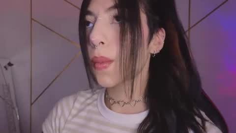 holly online show from 24, 10, 2025