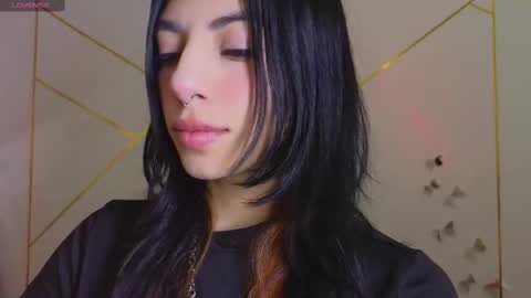 holly online show from 5, 11, 2025