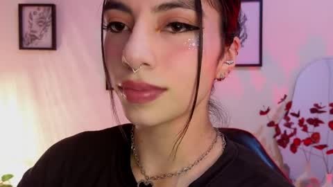 holly online show from 16, 4, 2026