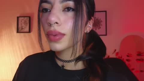 Snapshot of hollyxx_ chatting on 30, 4, 2026 holly online show from 30, 4, 2026
