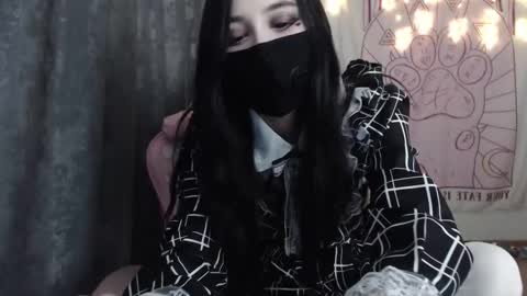 Snapshot of holy420loly chatting on 14, 2, 2025 Ho Lee Sheet online show from 14, 2, 2025