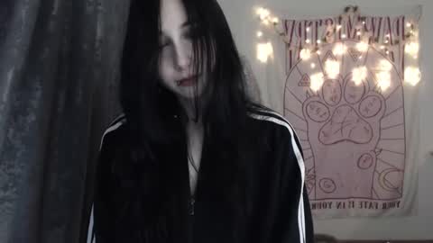 Snapshot of holy420loly chatting on 14, 2, 2025 Ho Lee Sheet online show from 14, 2, 2025