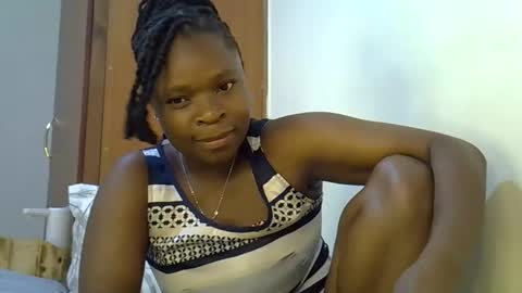 holy_ebony online show from 7, 5, 2026
