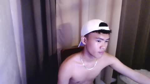 Snapshot of holy_fucker21 chatting on 10, 10, 2025 Jayjay online show from 10, 10, 2025