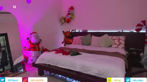 Snapshot of holy_khloe chatting on 8, 12, 2024 Kira Purrr online show from 8, 12, 2024