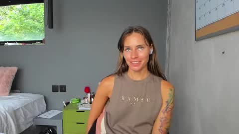 Kira Purrr online show from 8, 1, 2026