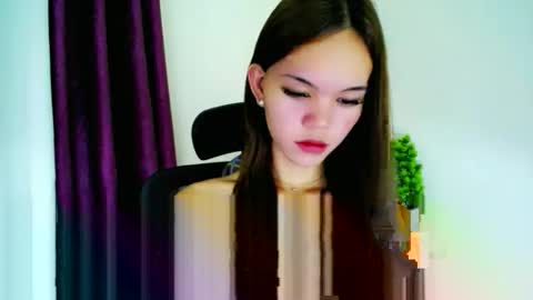 Snapshot of holy_maxine chatting on 2, 2, 2026 holy_maxine online show from 2, 2, 2026
