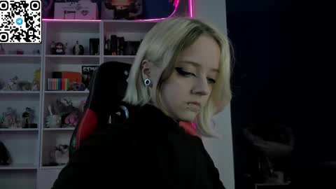 Snapshot of holy_mistresss chatting on 19, 5, 2026 holy_mistresss online show from 19, 5, 2026