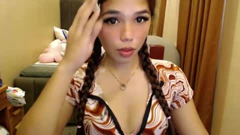 Snapshot of holy_molly1 chatting on 12, 6, 2026 holy_molly1 online show from 12, 6, 2026