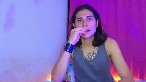 Snapshot of holy_taby_ chatting on 4, 1, 2025 online show from 4, 1, 2025