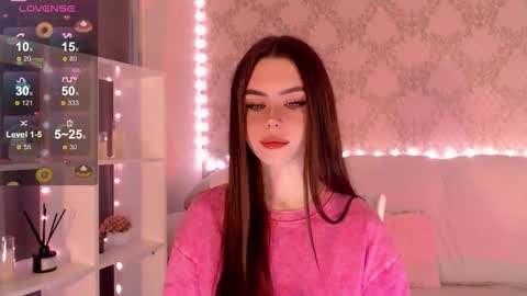 Snapshot of holymiax chatting on 17, 9, 2025 Mia online show from 17, 9, 2025