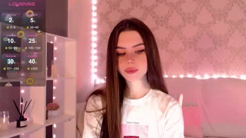 Snapshot of holymiax chatting on 27, 9, 2025 Mia online show from 27, 9, 2025