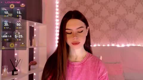 Snapshot of holymiax chatting on 28, 9, 2025 Mia online show from 28, 9, 2025