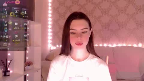 Snapshot of holymiax chatting on 22, 10, 2025 Mia online show from 22, 10, 2025