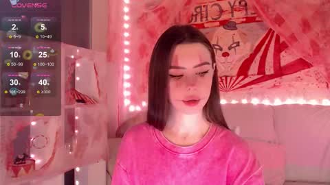 Snapshot of holymiax chatting on 24, 10, 2025 Mia online show from 24, 10, 2025