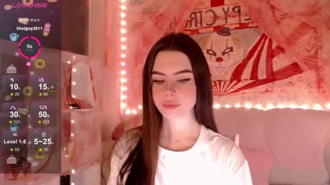 Snapshot of holymiax chatting on 3, 11, 2025 Mia online show from 3, 11, 2025