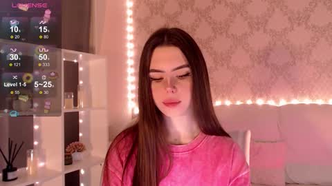 Snapshot of holymiax chatting on 7, 11, 2025 Mia online show from 7, 11, 2025